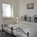 Fonte D'olio Conero Relais シローロ