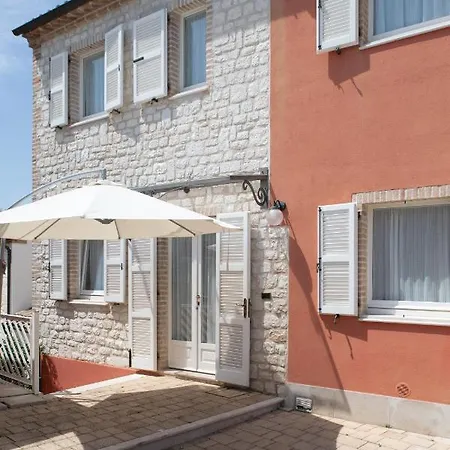 Fonte D'olio Conero Relais *