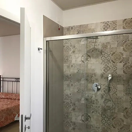 Fonte D'olio Conero Relais סירולו