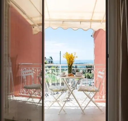 Fonte D'olio Conero Relais سيرولو