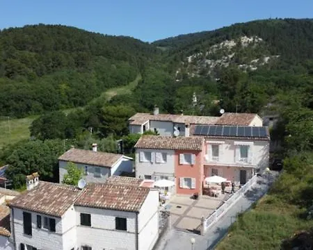Fonte D'olio Conero Relais شقة *